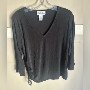 Carolyn Strauss Elegant Black V-Neck 3 Quarter Sleeve Ruch Top Size L